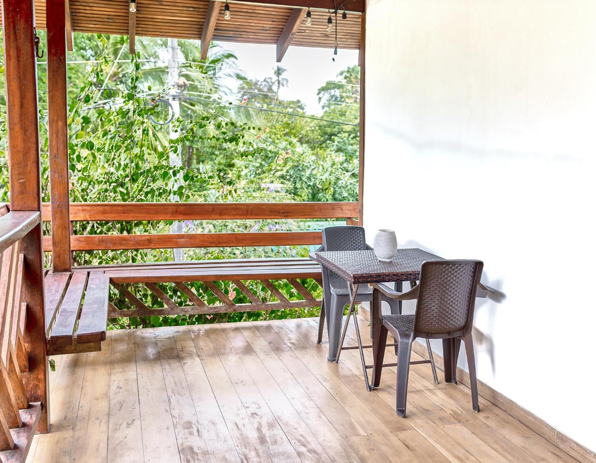 Apartamento Elena Brown Puerto Viejo de Talamanca Exterior foto